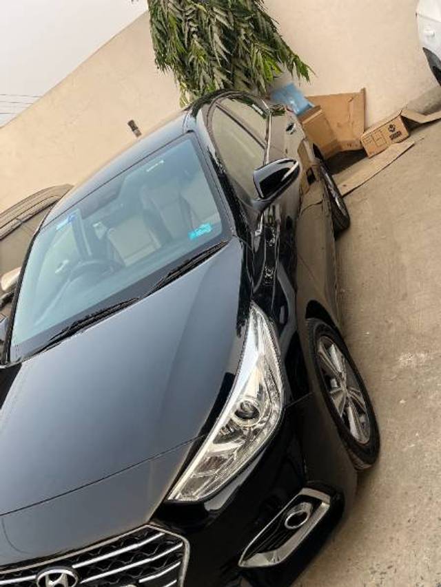 https://images10.gaadi.com/usedgaadi-sellcar/UsedCar/2864f49a-4fc3-487c-b29a-0dccb2253157/3eb1df93-48d3-4ae3-b5ac-9b658d0f2f0d.jpg?imwidth=6402