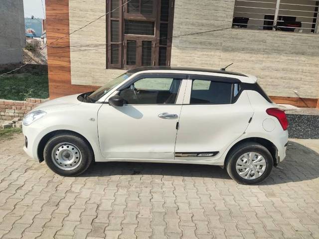 https://images10.gaadi.com/usedgaadi-sellcar/UsedCar/287d00bd-4613-4894-a811-766982cc8059/3cd0de37-1f93-4a1f-ad01-7b88eb185f71.jpg?imwidth=6401