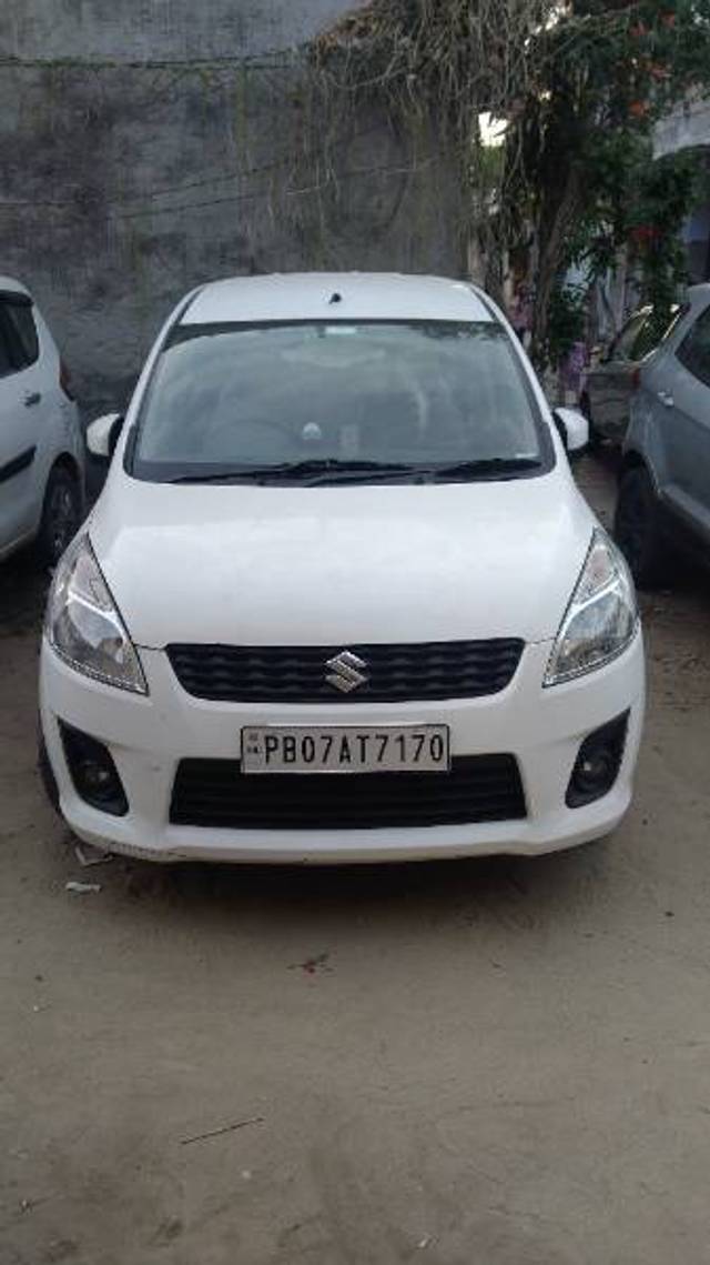 https://images10.gaadi.com/usedgaadi-sellcar/UsedCar/288e0a54-2120-438d-b07e-b078a3efb928/9f4ff1cb-24dd-40e4-bc54-c28765d9f48d.jpg?imwidth=6400