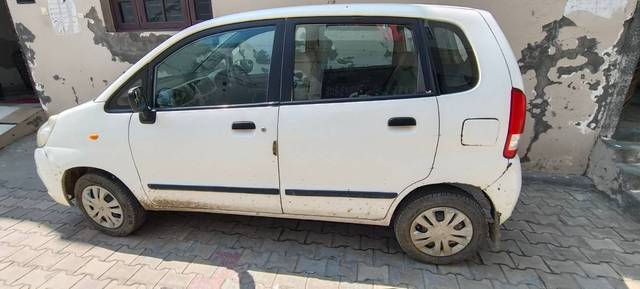 https://images10.gaadi.com/usedgaadi-sellcar/UsedCar/28af70f2-76b9-4961-91e1-4850698f7fb5/238225aa-6b5e-47b2-9754-4f55164bc40f.jpg?imwidth=6400