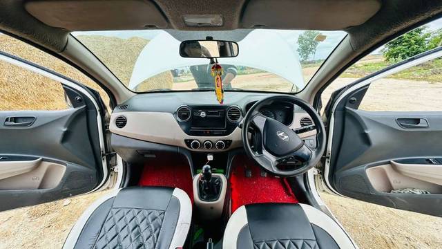 https://images10.gaadi.com/usedgaadi-sellcar/UsedCar/28ec65d9-64cc-4cc1-8c5f-50c44ec86029/6face0f0-54bc-41dc-a48d-58762228d5c1.jpg?imwidth=6401
