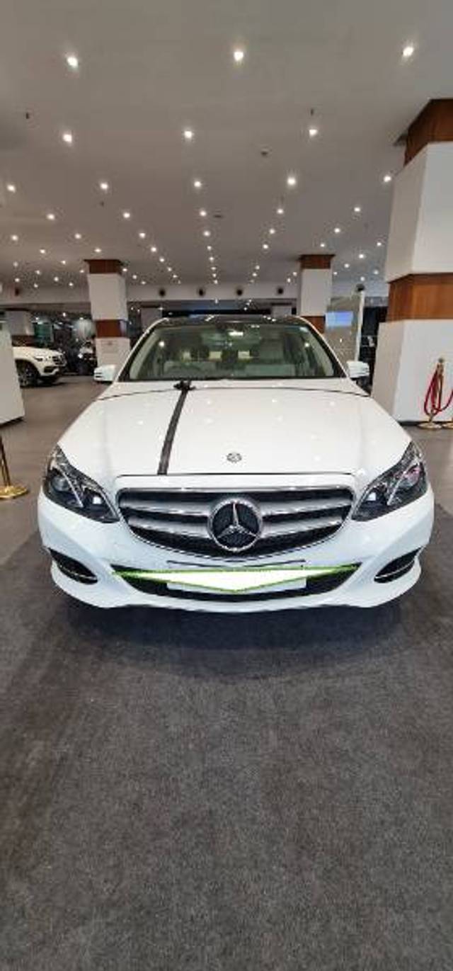 https://images10.gaadi.com/usedgaadi-sellcar/UsedCar/292ec6df-4ef3-4b20-ae76-83a371edff9c/8415fe0b-7350-437f-b95e-ba60eb2a0fc0.jpeg?imwidth=6402