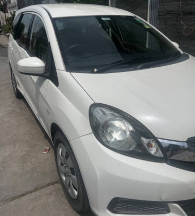 https://images10.gaadi.com/usedgaadi-sellcar/UsedCar/2936765c-b78e-452f-8cf4-6ff8d0ec7f9d/7059b43f-0082-47d5-89f0-f61ed0124614.jpg?imwidth=6402