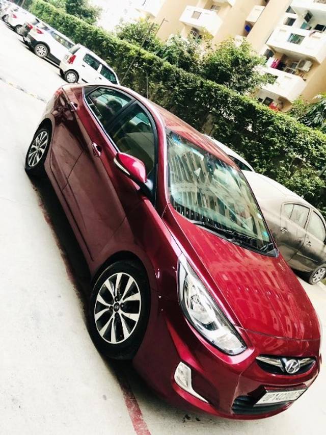 https://images10.gaadi.com/usedgaadi-sellcar/UsedCar/295bf5e8-427a-4815-b7b2-4651a19c9ed5/97ecf575-111e-4aca-8966-69b035932bb5.jpg?imwidth=6400