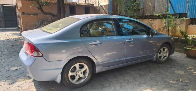 https://images10.gaadi.com/usedgaadi-sellcar/UsedCar/29845506-f70a-4b81-a27b-c3053bc3de1d/3d36c220-a8e0-40d5-afb7-80a6bffc6fc5.jpg?imwidth=6402