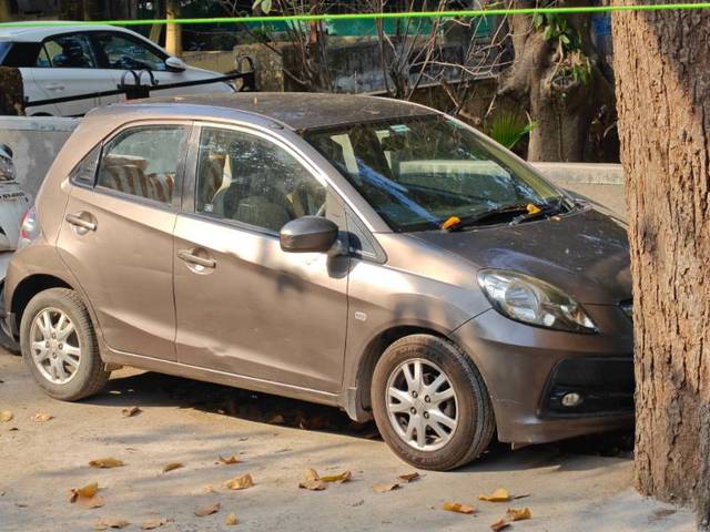 https://images10.gaadi.com/usedgaadi-sellcar/UsedCar/29846b6a-8371-4e07-8d29-c4f6542648c0/981d0aac-6129-4bc1-a2f9-66970296c37f.jpg?imwidth=6400