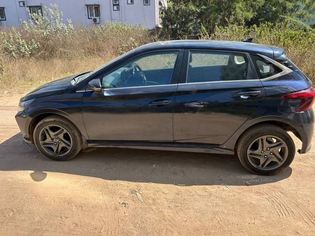 https://images10.gaadi.com/usedgaadi-sellcar/UsedCar/2a0dea72-3fc9-42c5-b64a-49631e14e636/56a2ddf4-af5f-4b43-8c82-411162a4ec52.jpeg?imwidth=6402