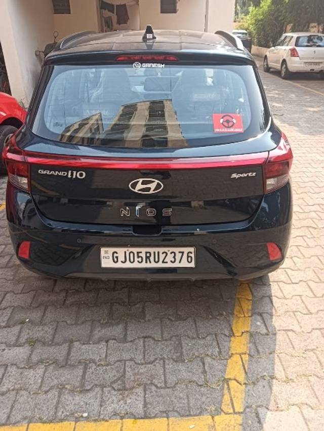 https://images10.gaadi.com/usedgaadi-sellcar/UsedCar/2a1f29ae-231a-4e2e-aeed-7b6c00106d8a/f6d81bc3-a95d-4315-adc6-c8010318261f.jpeg?imwidth=6401