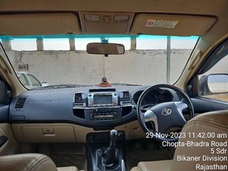 Toyota Fortuner 2011-2016 Toyota Fortuner 4x2 Manual