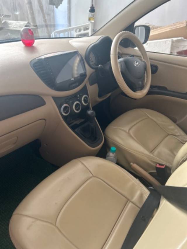 https://images10.gaadi.com/usedgaadi-sellcar/UsedCar/2aa14dd5-1fe3-4900-8607-4730f14bae9c/fac6f57c-d749-41da-8f9e-52b17b599653.jpg?imwidth=6402