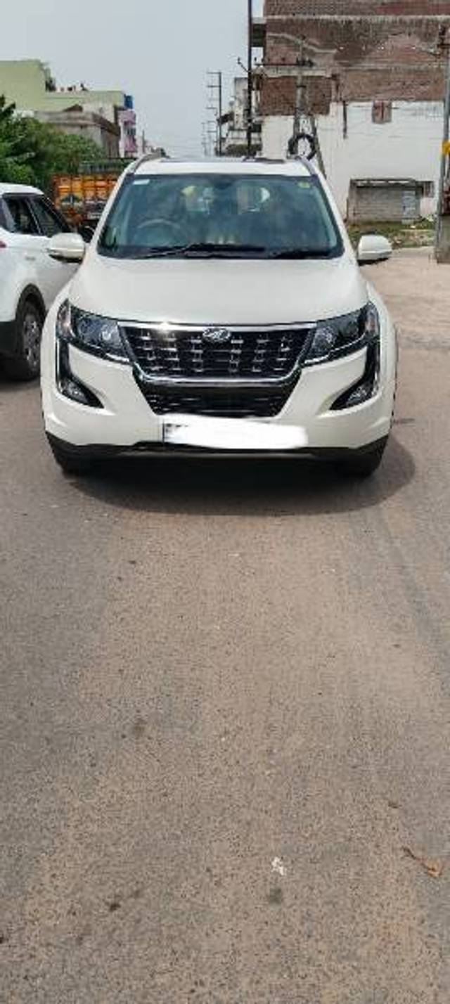 https://images10.gaadi.com/usedgaadi-sellcar/UsedCar/2acc95ed-8d6c-48c9-984c-f04a6d5393e3/bd87577d-f64e-4e3c-991d-2f5e6fcc97aa.jpg?imwidth=6400