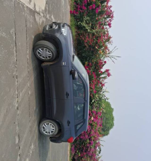 https://images10.gaadi.com/usedgaadi-sellcar/UsedCar/2b1b5776-0169-4650-be46-f9756d9ce08a/a25ab330-0173-4f0a-854c-b52dd5a23344.jpeg?imwidth=6402