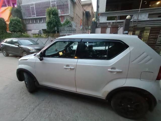 https://images10.gaadi.com/usedgaadi-sellcar/UsedCar/2b609591-a3a6-4c6f-b515-e81b6adee0cf/39e545bc-49c3-4fb6-afbb-cb16e0317d86.jpg?imwidth=6401