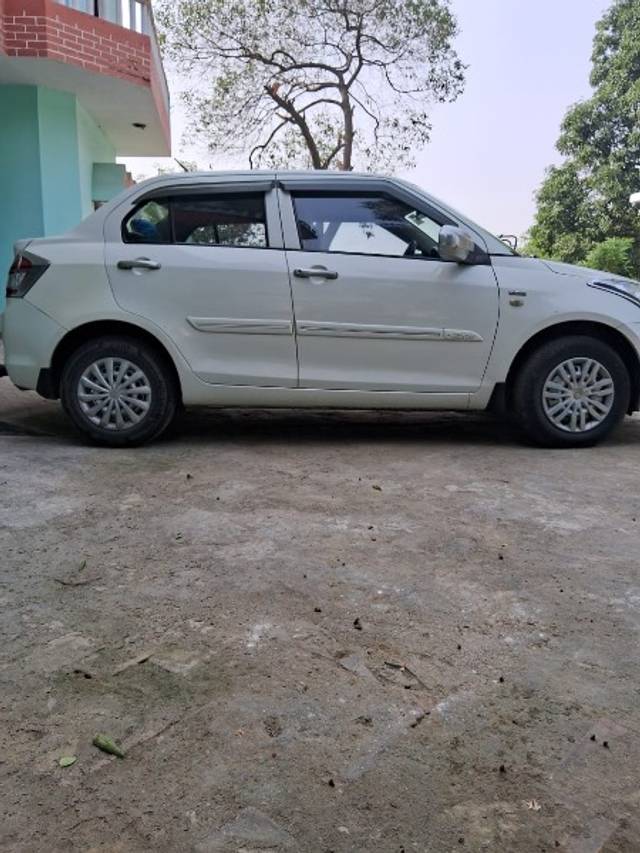 https://images10.gaadi.com/usedgaadi-sellcar/UsedCar/2b76ad8f-928a-4c66-a78c-9c838131cf12/8a966163-9196-44c9-815f-6ead0829c1cd.jpeg?imwidth=6401