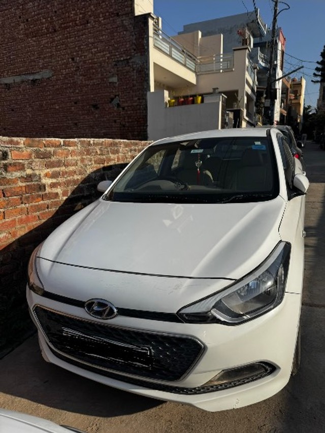 Second-hand 2015 Hyundai i20 1.2 Anniversary Edition for sale in Panchkula-1