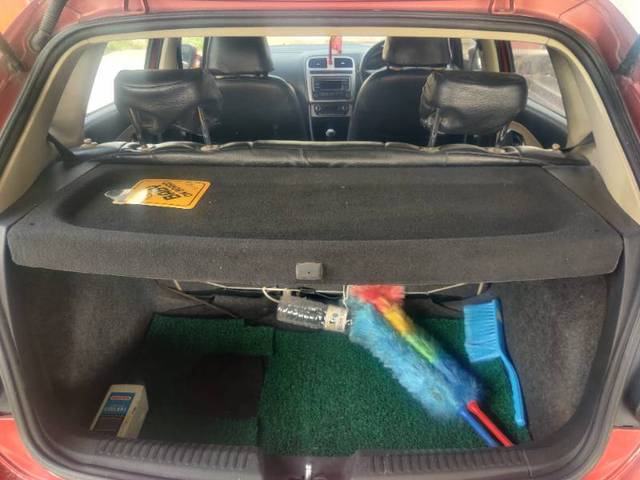 https://images10.gaadi.com/usedgaadi-sellcar/UsedCar/2bcf17b4-237e-4ddd-9601-35d795732476/44d47c3d-fea3-4080-a33b-81daa1b9adbf.jpg?imwidth=6402