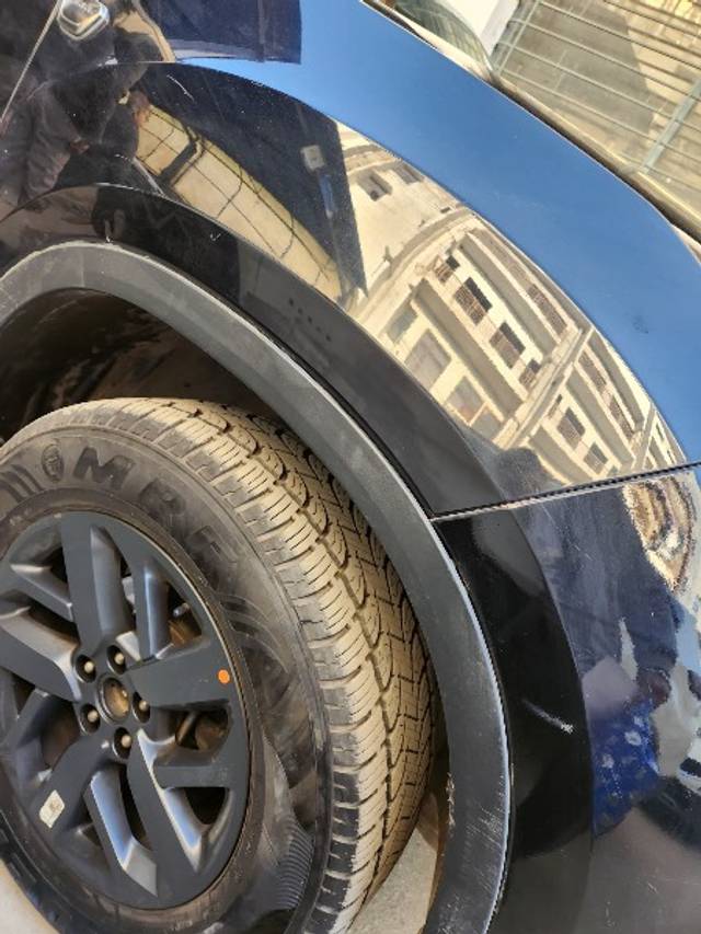 https://images10.gaadi.com/usedgaadi-sellcar/UsedCar/2c18a88b-75cf-4f7e-bd34-745088f33ced/7c097fc8-b96f-4eca-bb17-1afb89ed1625.jpeg?imwidth=6401