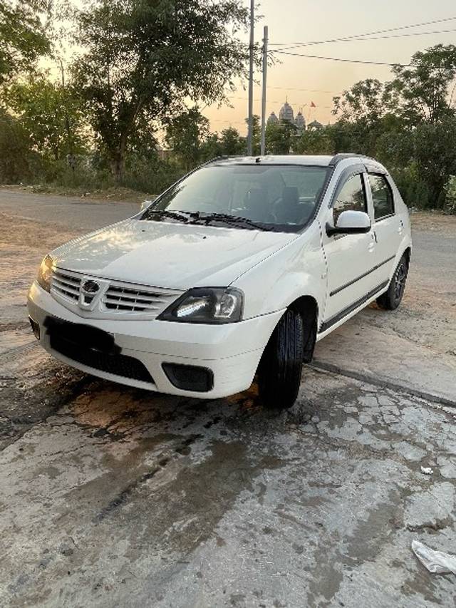 https://images10.gaadi.com/usedgaadi-sellcar/UsedCar/2c28a676-a1aa-4f25-9c57-6f95b5c3e734/d5e0639f-53ed-4442-9fd6-88f9392a6b13.jpeg?imwidth=6402