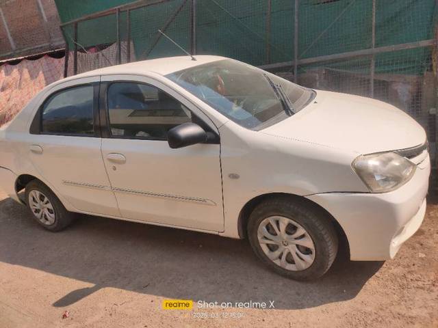 https://images10.gaadi.com/usedgaadi-sellcar/UsedCar/2c49f58d-435b-43f6-90e6-6de20e31a23c/426f4ee5-4dde-4088-83da-0fad6e6acbc2.jpg?imwidth=6402