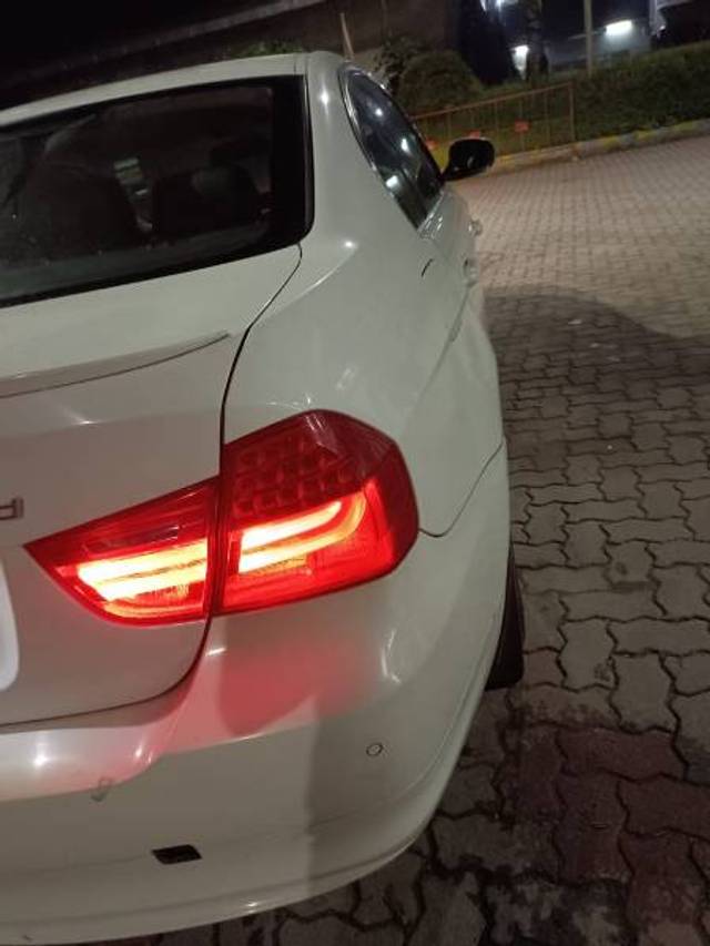 https://images10.gaadi.com/usedgaadi-sellcar/UsedCar/2c696cca-3771-46ec-a557-a58517a96ac1/3e2c3e34-7ea1-4d6c-9ea2-1aa13e3d0cf9.jpg?imwidth=6401
