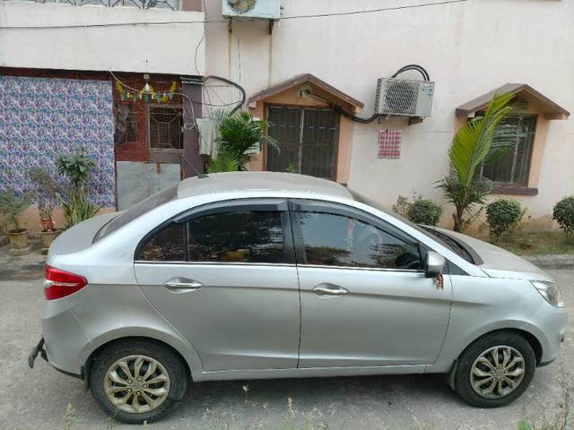 https://images10.gaadi.com/usedgaadi-sellcar/UsedCar/2c977133-88de-4dc9-9b6b-b76fc5d619e0/599c47ea-c7e2-4213-9419-7ca8acb54314.jpg?imwidth=6400