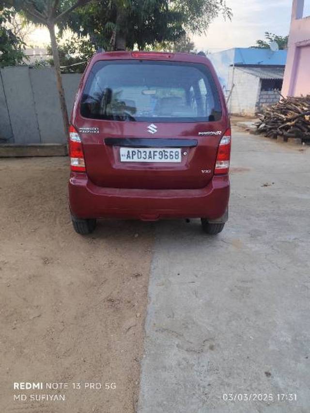 https://images10.gaadi.com/usedgaadi-sellcar/UsedCar/2ca50c4a-8e6c-44cf-9af5-480f7c26313f/9bf86f15-2af5-4719-a579-853a71b6ca1d.jpg?imwidth=6400