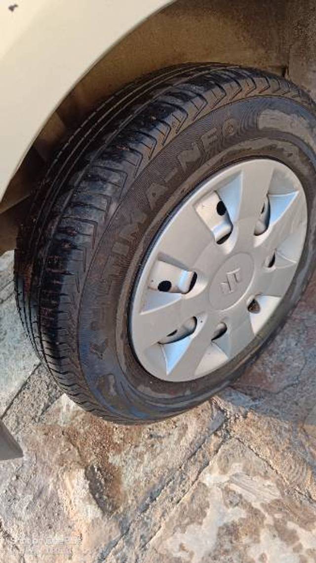 https://images10.gaadi.com/usedgaadi-sellcar/UsedCar/2ccdcb34-66f7-4bb0-9081-7bc61fcb76c5/c1a41527-1886-4b4e-94d8-fb9cffd37891.jpg?imwidth=6402