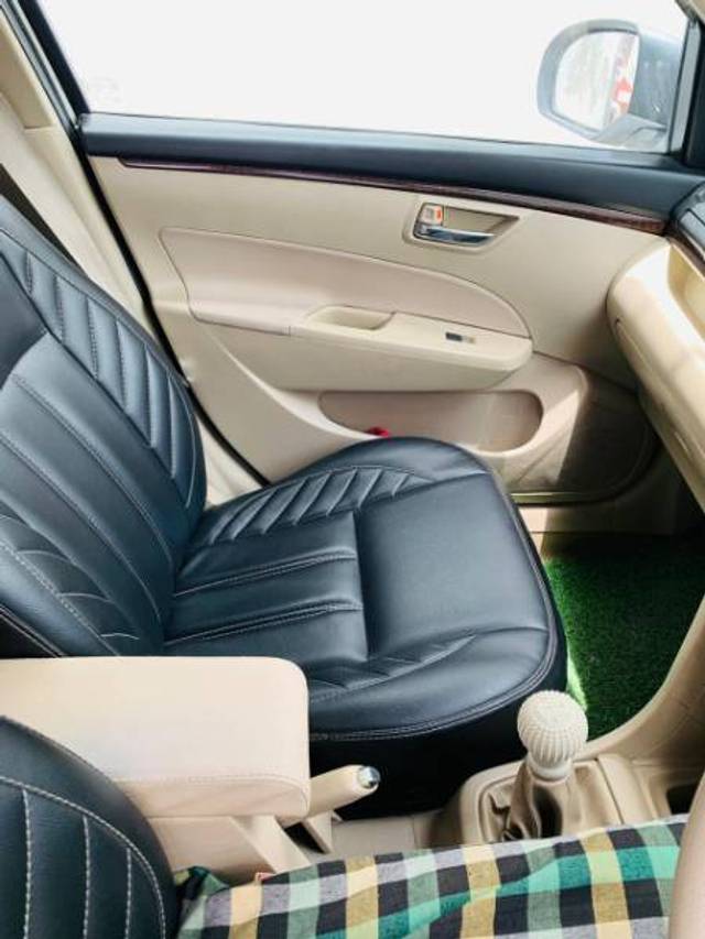 https://images10.gaadi.com/usedgaadi-sellcar/UsedCar/2d352587-daa8-494a-bbb3-8c258706d460/d5754df5-5952-4dca-add3-5b1950443acc.jpg?imwidth=6402