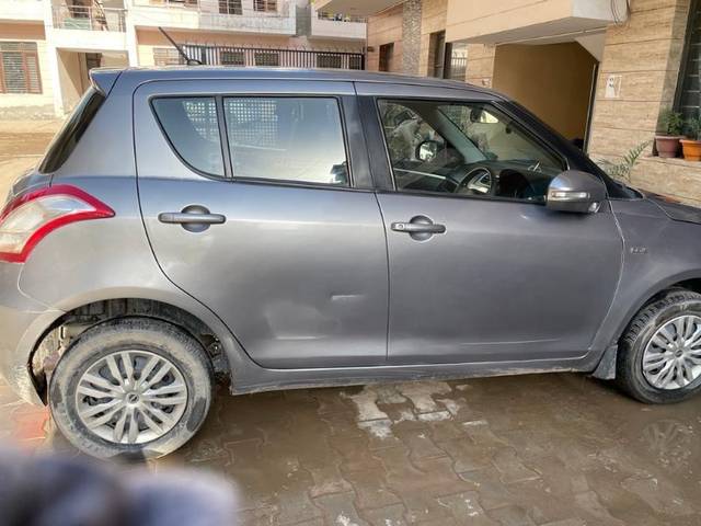 https://images10.gaadi.com/usedgaadi-sellcar/UsedCar/2d568a7f-4e91-430b-95df-9da647fda21f/7f0176d9-e88f-48fa-9c25-7af2990f33c5.jpeg?imwidth=6400