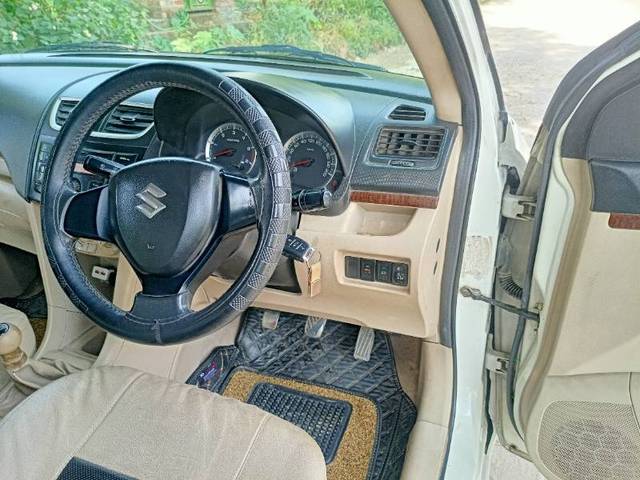https://images10.gaadi.com/usedgaadi-sellcar/UsedCar/2d6b8edc-7cc1-406f-a244-314f8b02b774/c1313469-eb48-43ef-8442-3a8f9713bf67.jpg?imwidth=6401