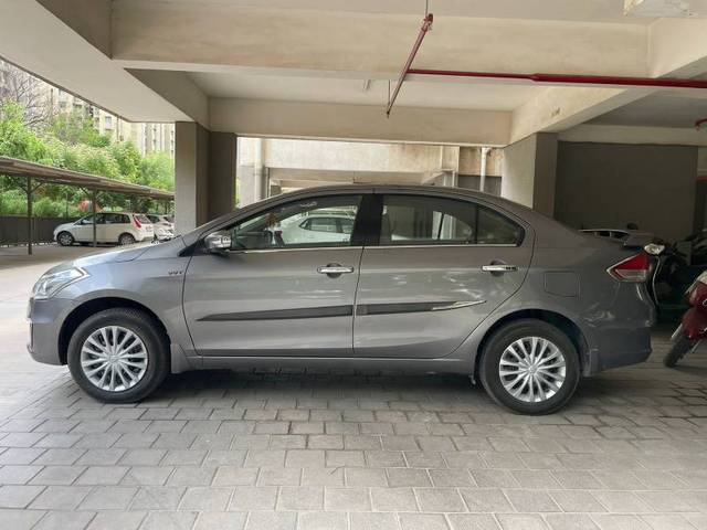 https://images10.gaadi.com/usedgaadi-sellcar/UsedCar/2d9bf98d-5f3b-4105-a73c-3848a742ad98/d91605f5-ee90-4c62-96ae-ca82af433004.jpg?imwidth=6402