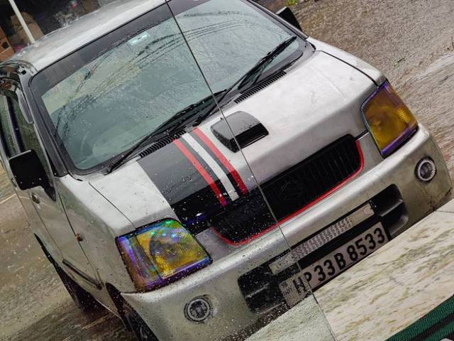 https://images10.gaadi.com/usedgaadi-sellcar/UsedCar/2e1ed108-892f-418e-88a7-d4530c05cb27/0aa9efe3-b087-46b1-952a-d82b2407fe9c.jpg?imwidth=6401