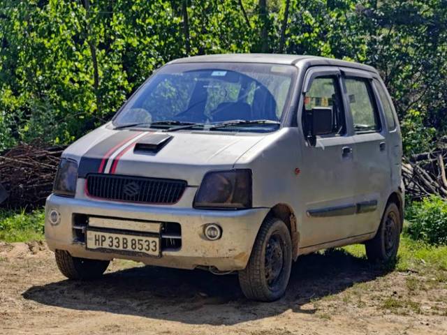 https://images10.gaadi.com/usedgaadi-sellcar/UsedCar/2e1ed108-892f-418e-88a7-d4530c05cb27/dc781238-8c4d-4a14-a974-e2b85806c5f2.jpg?imwidth=6400