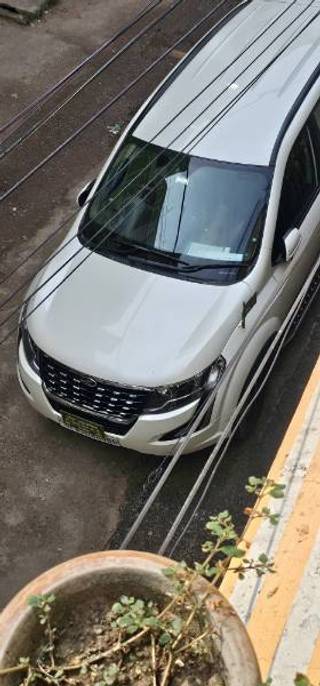 Mahindra XUV500 Mahindra XUV500 W9 1.99