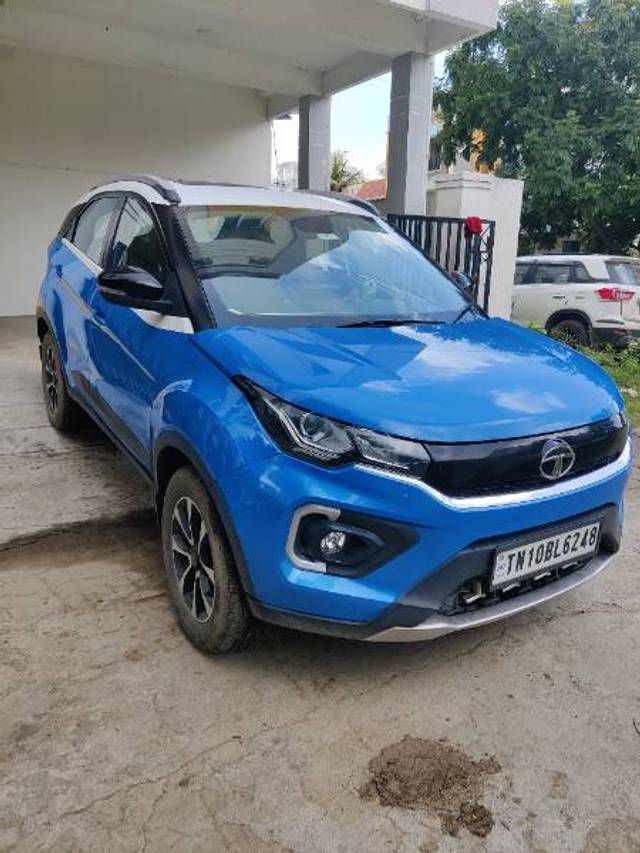 https://images10.gaadi.com/usedgaadi-sellcar/UsedCar/2e749263-cd20-4cef-81e2-0f966ca71eb7/a176758f-8e00-4aab-90ea-7580308fe1f2.jpg?imwidth=6400