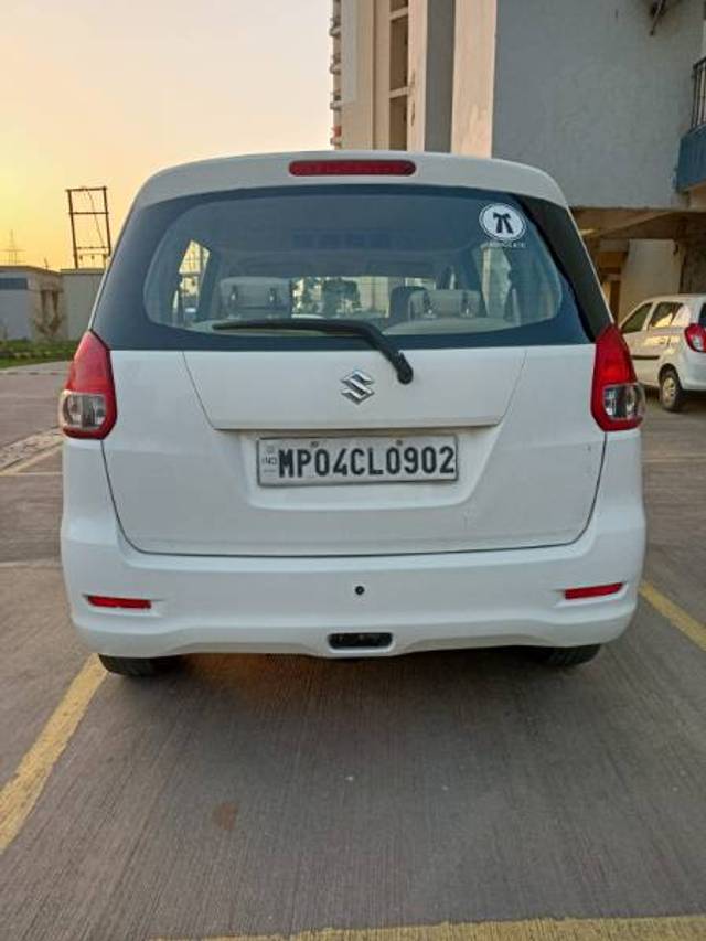 https://images10.gaadi.com/usedgaadi-sellcar/UsedCar/2eec85ff-5652-4494-9796-622e2af86b74/a0b615f0-6d67-4f10-b6b8-38ea0d6b19dd.jpeg?imwidth=6402