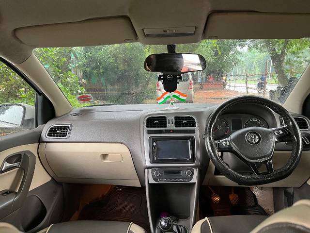 https://images10.gaadi.com/usedgaadi-sellcar/UsedCar/2f3252bd-b4ca-46bb-a6e8-7e4816d26201/30bac2a8-d0f6-4fb5-8cc6-4f697593dcce.jpeg?imwidth=6402