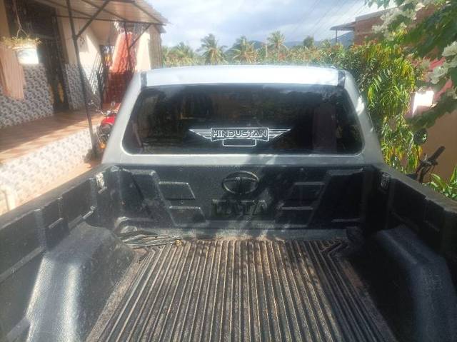 https://images10.gaadi.com/usedgaadi-sellcar/UsedCar/2f64518b-dfec-4bb5-b318-b78162ea7a21/6f91867e-fc0e-4b71-88e2-383f9ae10e3f.jpg?imwidth=6402