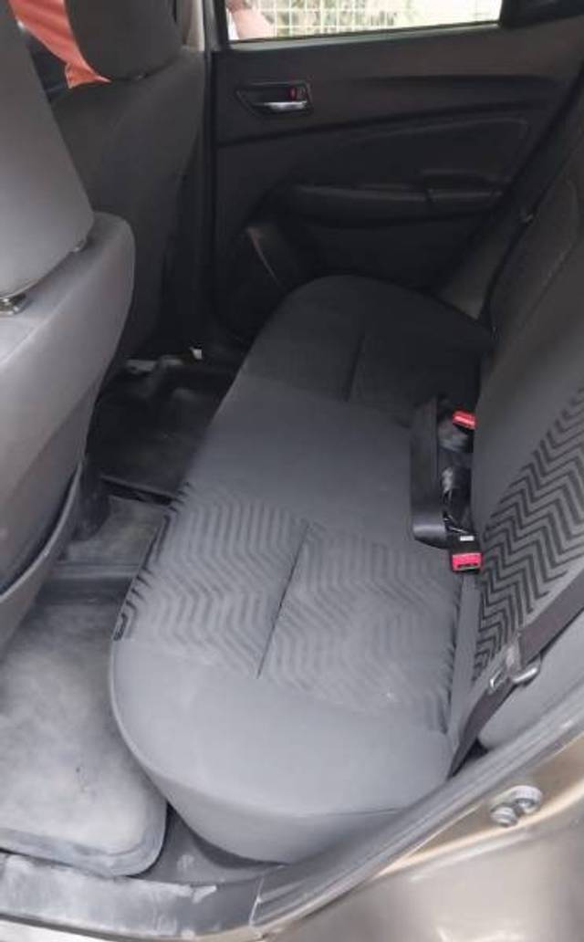 https://images10.gaadi.com/usedgaadi-sellcar/UsedCar/2fb421d0-8276-47a0-8f14-a6553eefa82f/efbf8fab-0509-4afe-9eae-5ffa399578c3.jpg?imwidth=6401