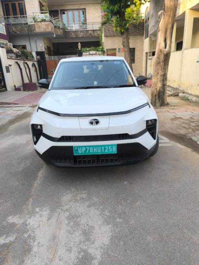 https://images10.gaadi.com/usedgaadi-sellcar/UsedCar/2fcd35fb-8860-4416-93d7-3b1e42e39b4c/667e3339-2cc9-424a-a2a7-fc6ec3ae5bf5.jpg?imwidth=6400