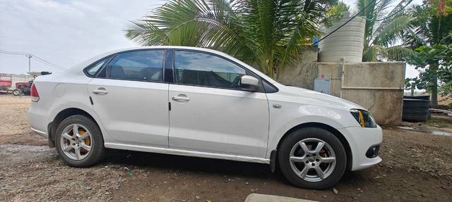 https://images10.gaadi.com/usedgaadi-sellcar/UsedCar/30023707-44b8-4ee0-a6a2-94c4a13eb8db/e6a32d63-80c1-4442-bab8-b74c5d74627b.jpg?imwidth=6400