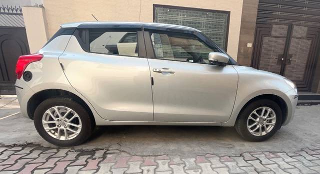 https://images10.gaadi.com/usedgaadi-sellcar/UsedCar/30b13570-e3b7-4951-a694-f553122e5a12/0ec0993f-6abc-4ae9-ac5d-6a194d77de90.jpg?imwidth=6401