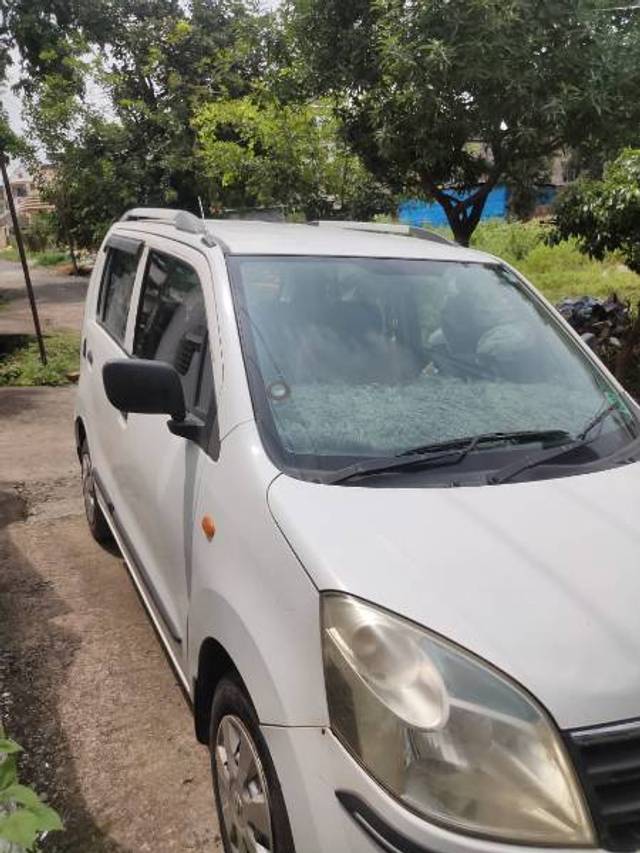 https://images10.gaadi.com/usedgaadi-sellcar/UsedCar/30f055fc-7980-45ce-90d6-70b60635c5d8/1363fd14-5cab-489d-9d94-71bc3a438674.jpg?imwidth=6401