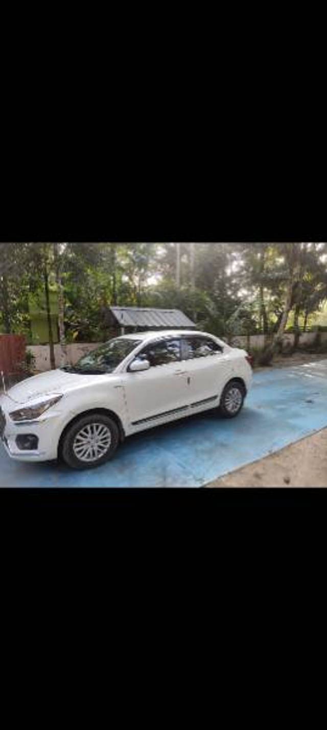 https://images10.gaadi.com/usedgaadi-sellcar/UsedCar/31455c8b-062c-4b1b-b4e7-315e0510439a/c0818224-37aa-4da1-afc2-186b1fd7a015.jpg?imwidth=6400