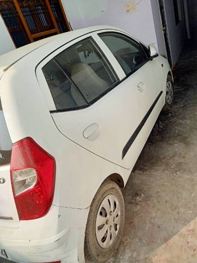 https://images10.gaadi.com/usedgaadi-sellcar/UsedCar/31685265-77b7-40c8-81c9-dc6fd008d67a/ad298af9-a424-4a97-9588-15485d80b51e.jpg?imwidth=6402