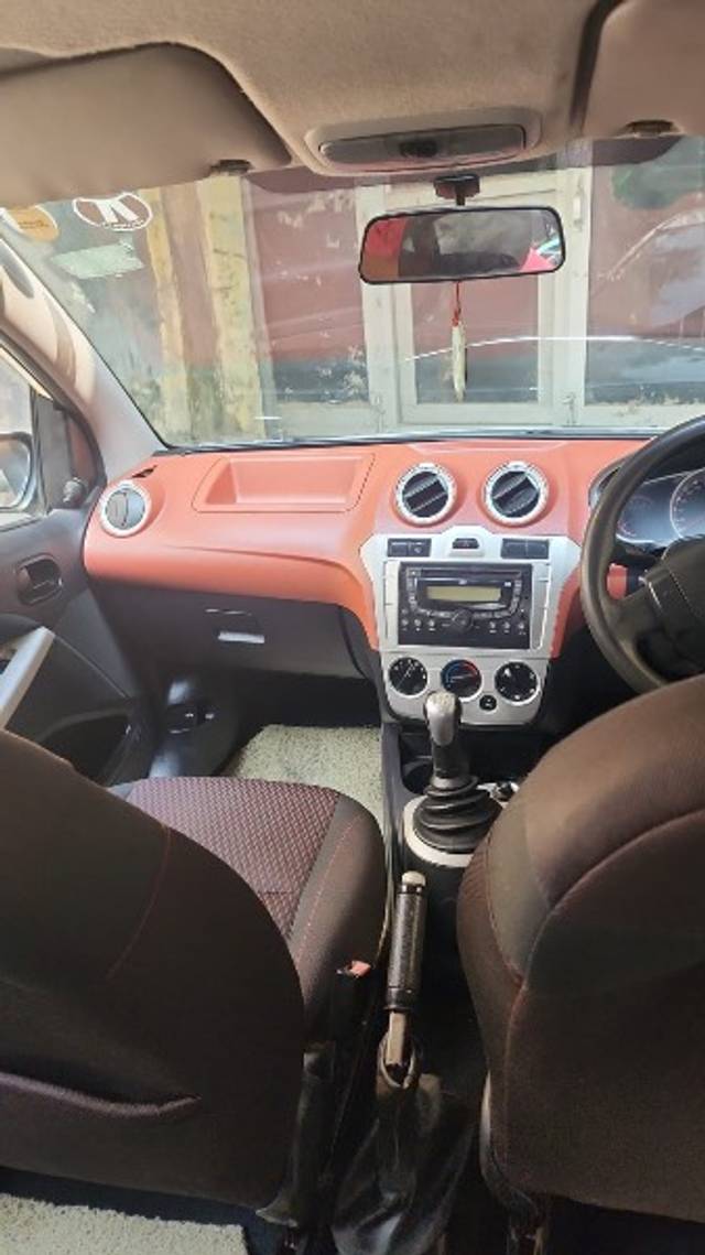 https://images10.gaadi.com/usedgaadi-sellcar/UsedCar/3188a978-d3d9-46fe-94d9-9891885efe85/130ece35-5541-45f6-8eaf-d6b4da2ee4db.jpeg?imwidth=6402