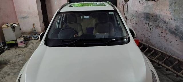 https://images10.gaadi.com/usedgaadi-sellcar/UsedCar/31c77646-b250-4693-886e-a5925bacb393/cf5d5c01-eb4d-46b5-bcd3-3537f2c2a076.jpg?imwidth=6402