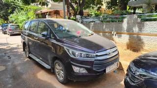 Toyota Innova Crysta 2016-2020 Toyota Innova Crysta 2.4 VX MT BSIV