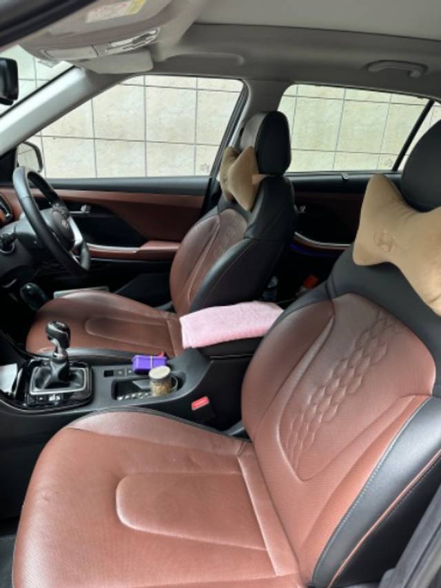 https://images10.gaadi.com/usedgaadi-sellcar/UsedCar/32e23b62-6adf-4449-9772-b5e5aa7a3331/df5f7fa7-d893-4872-b8b4-f76ddeb2847d.jpeg?imwidth=6402