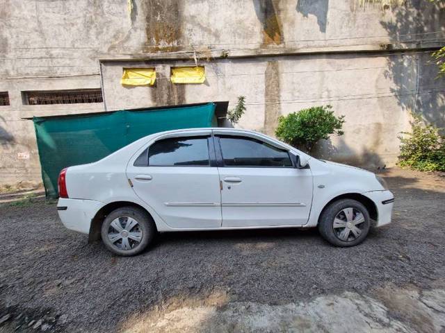 https://images10.gaadi.com/usedgaadi-sellcar/UsedCar/32f38bae-7b02-44ca-ad5e-ef8b4e2aacce/a3b2da5e-b111-49cd-a717-26ffab7cce35.jpg?imwidth=6402